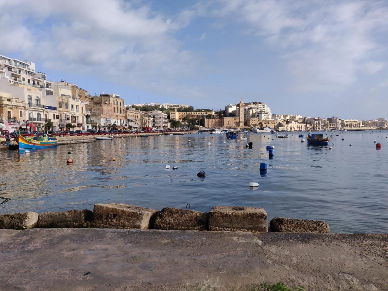 Apartamento Panoramic Penthouse In Marsascala Which Enjoys Sea And Country Views Marsaskala Exterior foto
