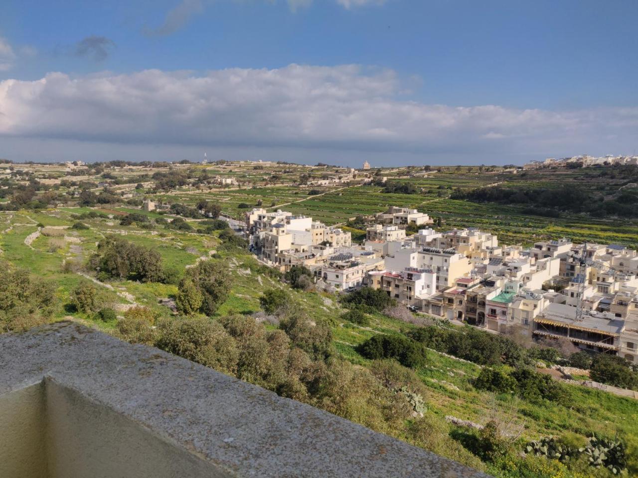 Apartamento Panoramic Penthouse In Marsascala Which Enjoys Sea And Country Views Marsaskala Exterior foto